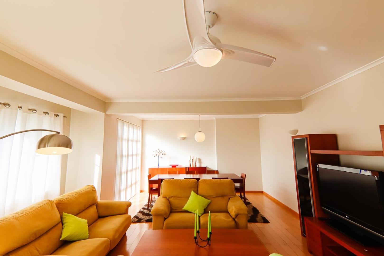 Welcomebuddy - Beatrice Downtown City Flat Apartment